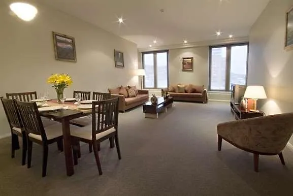 **** Lejlighedshotel Mantra One Sandy Bay Road Hobart Australien