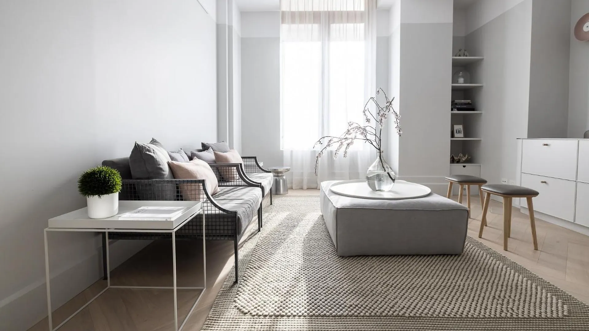 Mantra One Sandy Bay Road Hobart
